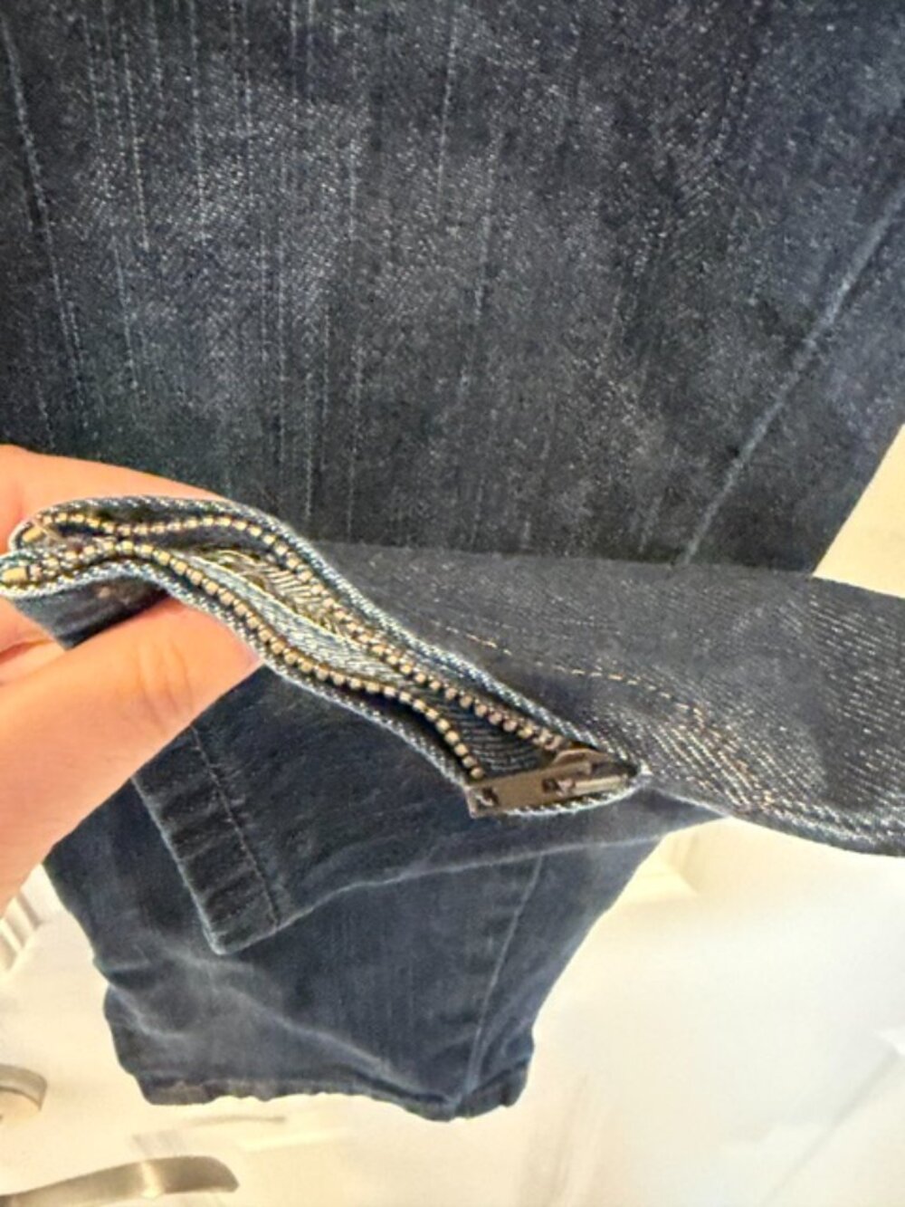 See by Chloé Dark Wash Cropped Jeans Women’s 26 Zip Pocket Y2K Designer Denim - Picture 5 of 9